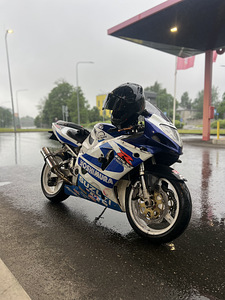 Suzuki GSX-R 750 k1 200a (1 фото из 3)