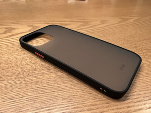 Чехол для iPhone 13 Pro Max SBS (4 фото из 7)