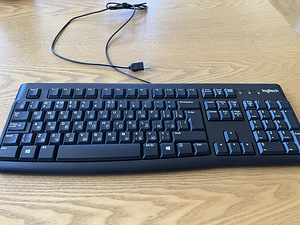 Клавиатура Logitech RU (1 фото из 4)