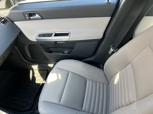 Volvo s40 2.4 103kW (9 foto / 12)