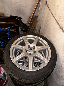 Honda Type-R FN2 диски + шины (2 фото из 4)