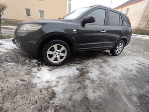 Продам Hyundai Santa Fe 2007 (13 фото из 13)