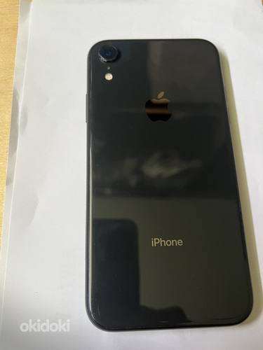 iPhone XR 64 ГБ черный (фото #6)