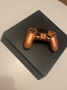 Playstation 4 slim 500gb (1 foto / 4)