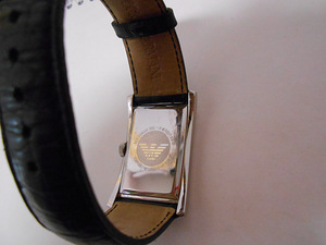 Наручные часы Armani (2 фото из 3)