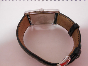 Наручные часы Armani (3 фото из 3)