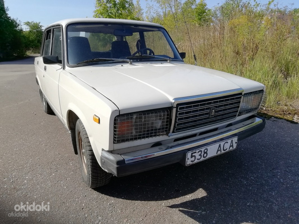 Lada VAZ-2107