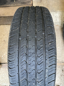 215/60 R17 (3 foto / 4)