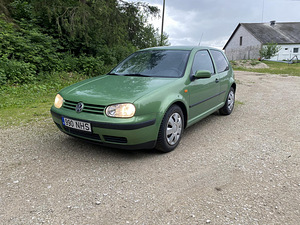 Volkswagen Golf 1.4 55kW (4 foto / 12)