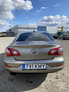 Volkswagen passat CC (3 foto / 10)