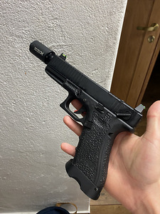 Страйкбол Glock полностью автоматический (2 фото из 4)
