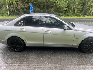 Mercedes-Benz C220 (3 foto / 7)