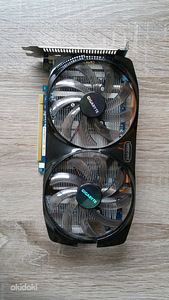 Gigabyte Radeon HD 7850 2GB GDDR5 (2 foto / 4)