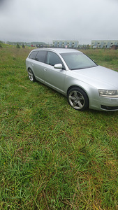 Audi a6 c6 (3 фото из 13)