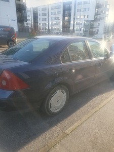 Ford-mondeo (7 foto / 8)