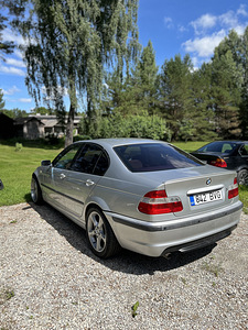 BMW e46 330i (5 foto / 9)