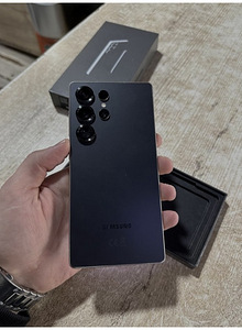 S25 ultra phone (1 foto / 5)