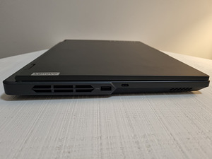 Lenovo Legion 5 Pro, RTX 4060, i7, 32GB RAM, 2TB (5 foto / 8)