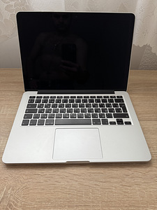 Apple Macbook Pro 13 (6 foto / 10)