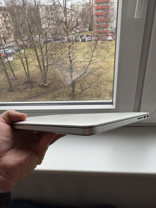 Apple Macbook Pro 13 (10 foto / 10)