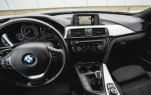 BMW 418D grancoupe (8 foto / 14)