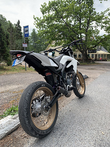 Aprilia sx (2 foto / 3)