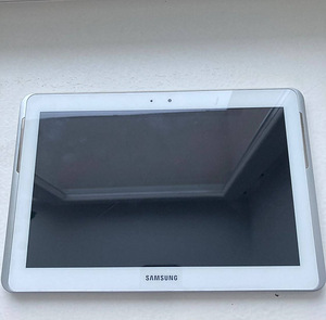Планшет Samsung Galaxy Tab 2 + чехол (4 фото из 6)