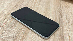 iPhone XR 64gb (1 foto / 4)