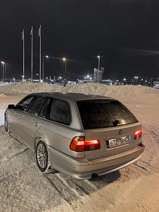 BMW E39 520D мануал (1 фото из 10)