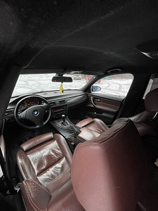 BMW E90 2.0 120KW M-PACKAGE SHADOWLINE (8 фото из 12)