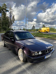 BMW E34 520i 110KW МАНУАЛ (1 фото из 7)