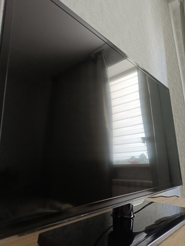 Teler SAMSUNG Smart TV - 32"