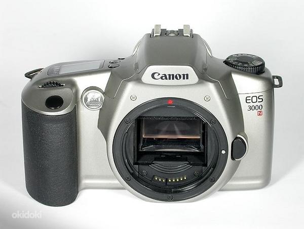 Film Canon EOS 3000N (foto #1)