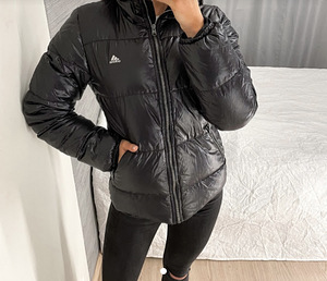 Куртка adidas (2 фото из 2)