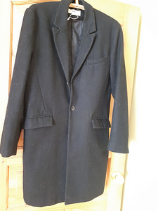 Продается мужское пальто , размер L, 52, черного цвета.