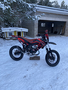 Aprilia sx (7 foto / 7)