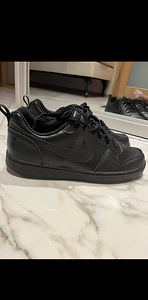 Uued. Nike jalanoud Suurus 40. (3 foto / 3)