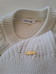 Calvin Klein sviiter suurus S (1 foto / 3)