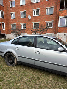 Passat B5 1.9 дизель (3 фото из 6)
