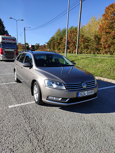 Volkswagen Passat B7 TDI (2 foto / 8)