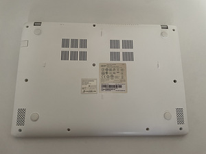 Ноутбук Acer (5 фото из 7)