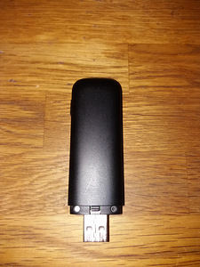 Huawei 3372h 4G/LTE USB Dongle (Megafon M150-2) (3 foto / 8)