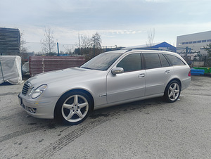 Mercedes Benz e280 (3 foto / 11)
