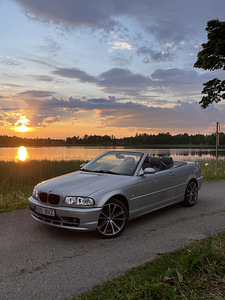M/V BMW 320Ci Cabrio (1 foto / 9)