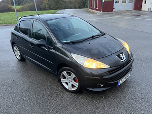 Peugeot 207 (1 фото из 6)