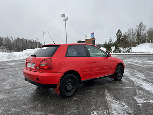 M/V Audi A3 Quattro 1.8T 132Kw (3 foto / 5)