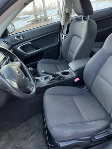 Subaru Legacy 2007 бензин (6 фото из 6)