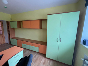 Kapp-sektsioon – mööbel – seinakapp – riiulid / tarne (1 foto / 8)