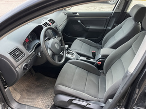 Volkswagen golf 5 (7 foto / 7)