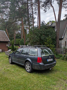 Volkswagen Golf Variant 1.9 SDI (50 кВт), 2002 года. (1 фото из 4)